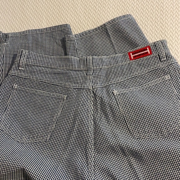 Halston Jeanswear checked capris - Picture 7 of 7